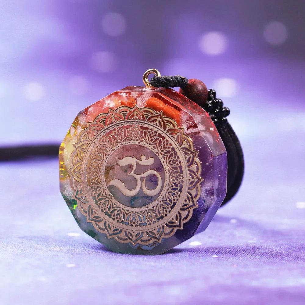 Pendentif Orgonite OM - Collier Géométrie Sacrée et Énergie Chakra pour Méditation