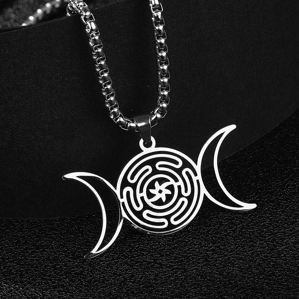 Collier Gothique Hécate - Bijou Ésotérique en Acier Inoxydable avec Symbole de la Triple Lune