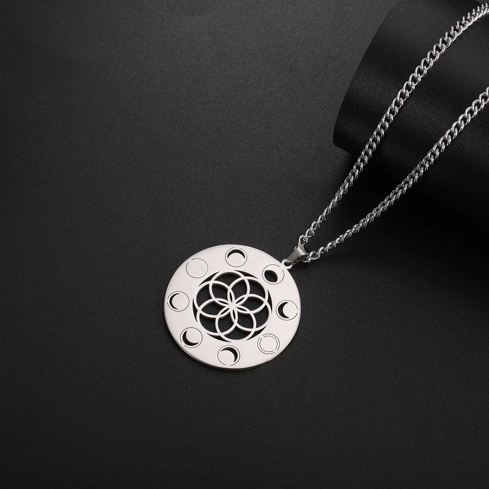 Collier Phase de Lune - Pendentif Géométrie Sacrée et Amulette Wiccan en Acier Inoxydable