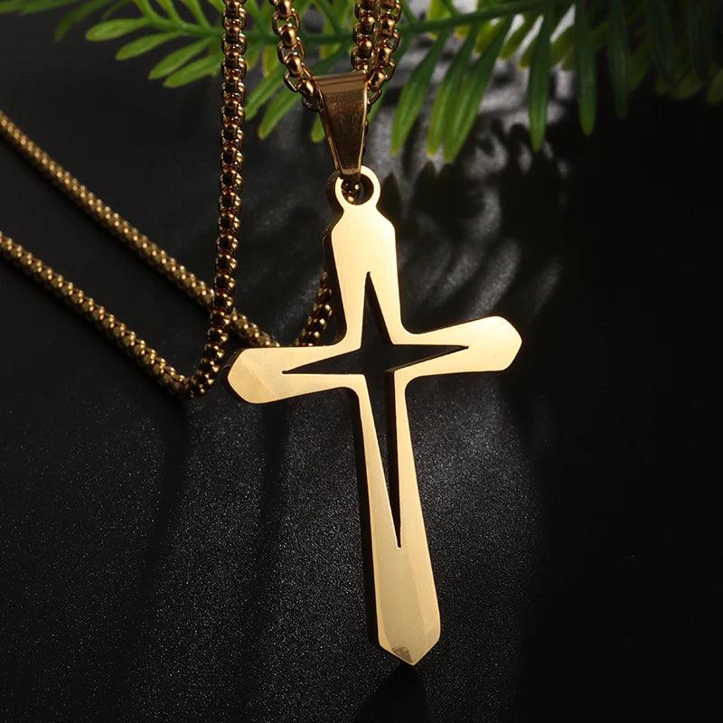 Collier Croix Inversée - Pendentif en Acier Inoxydable pour Pouvoir Spirituel et Mystique - Variante