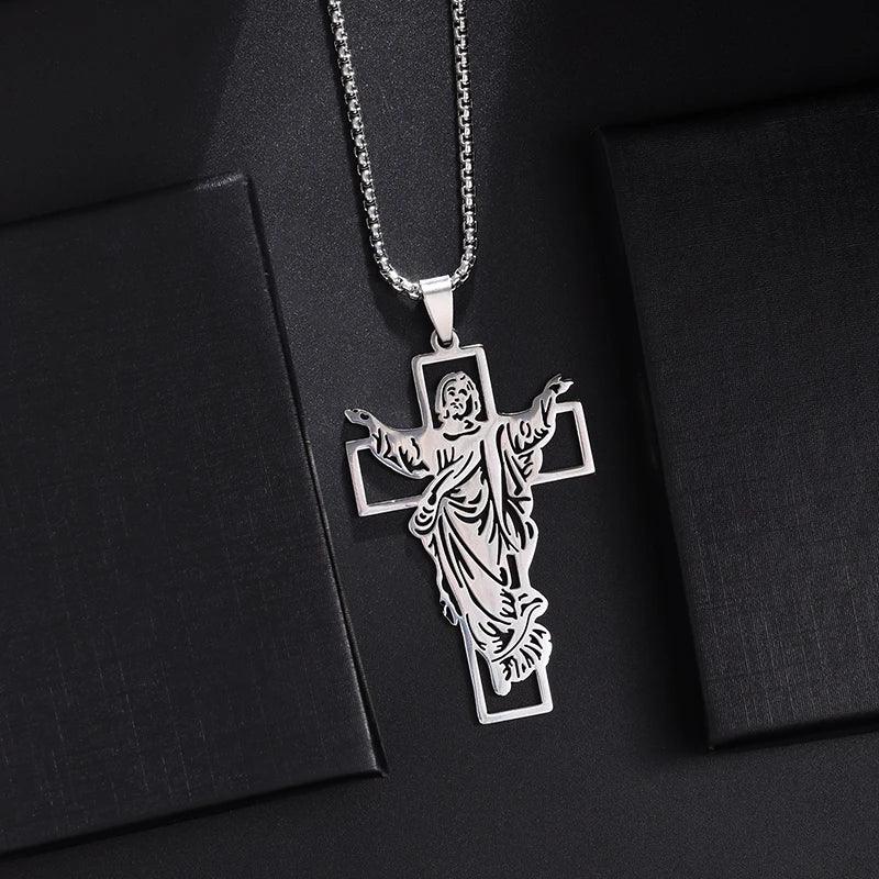 Collier Croix Inversée - Pendentif en Acier Inoxydable pour Pouvoir Spirituel et Mystique - Variante