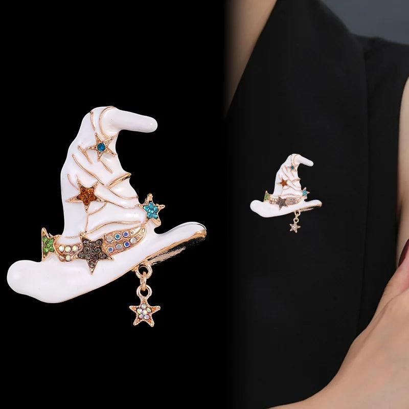 Broche Chapeau de Sorcière Étoile - Accessoire Mystique au Design Rétro