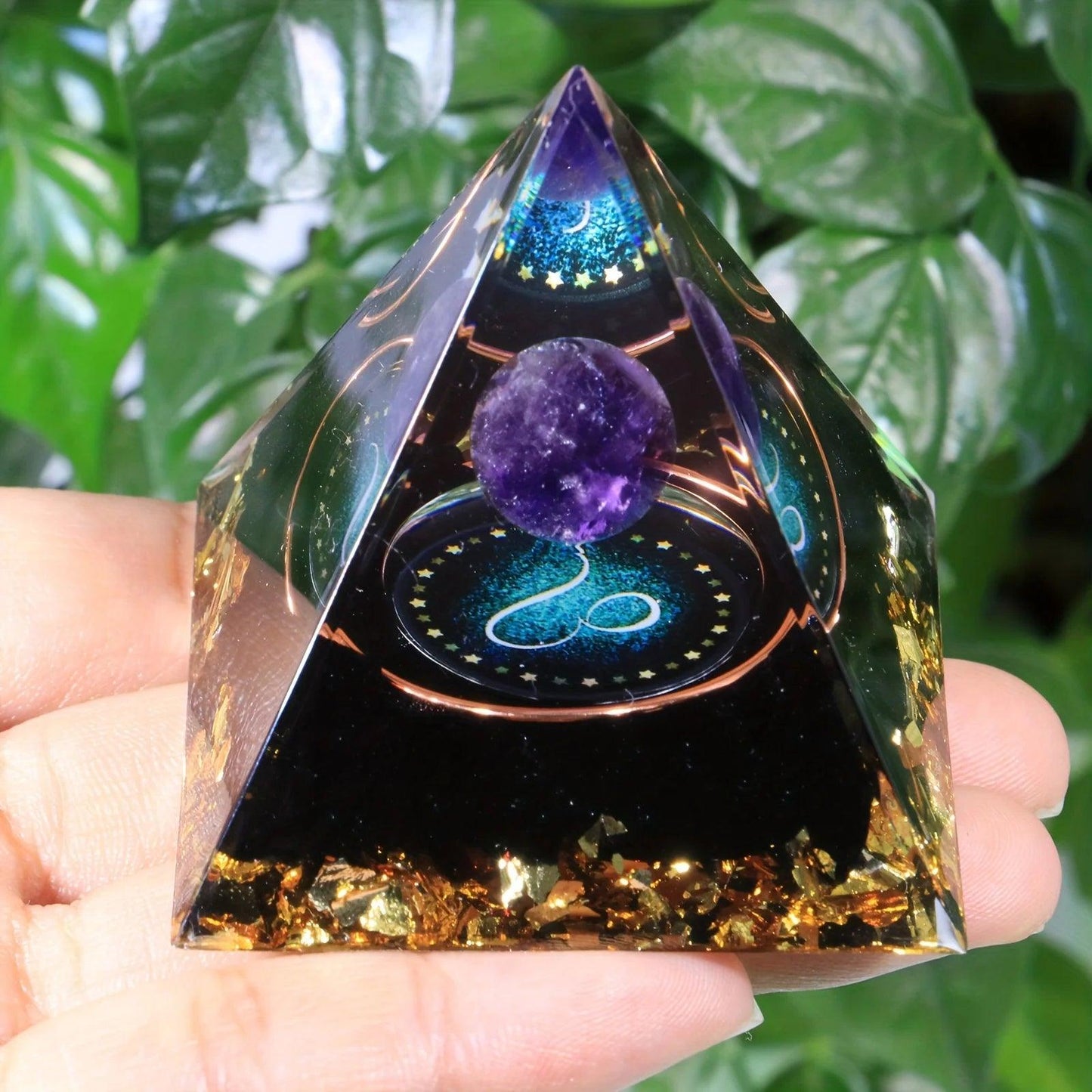 Pyramide Orgone des Douze Constellations - Outil Ésotérique de Protection et d’Harmonie Énergétique - Variante