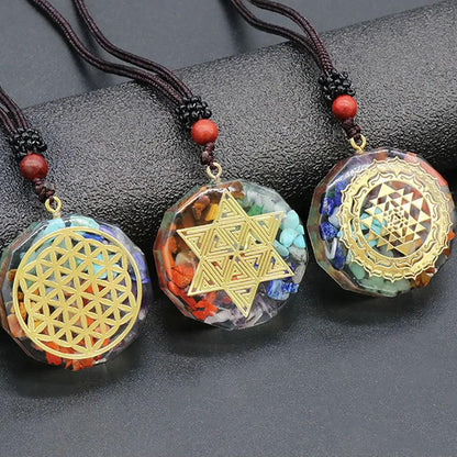 Collier Orgone 7 Chakras - Pendentif Géométrie Sacrée pour Protection Énergétique et Guérison Spirituelle